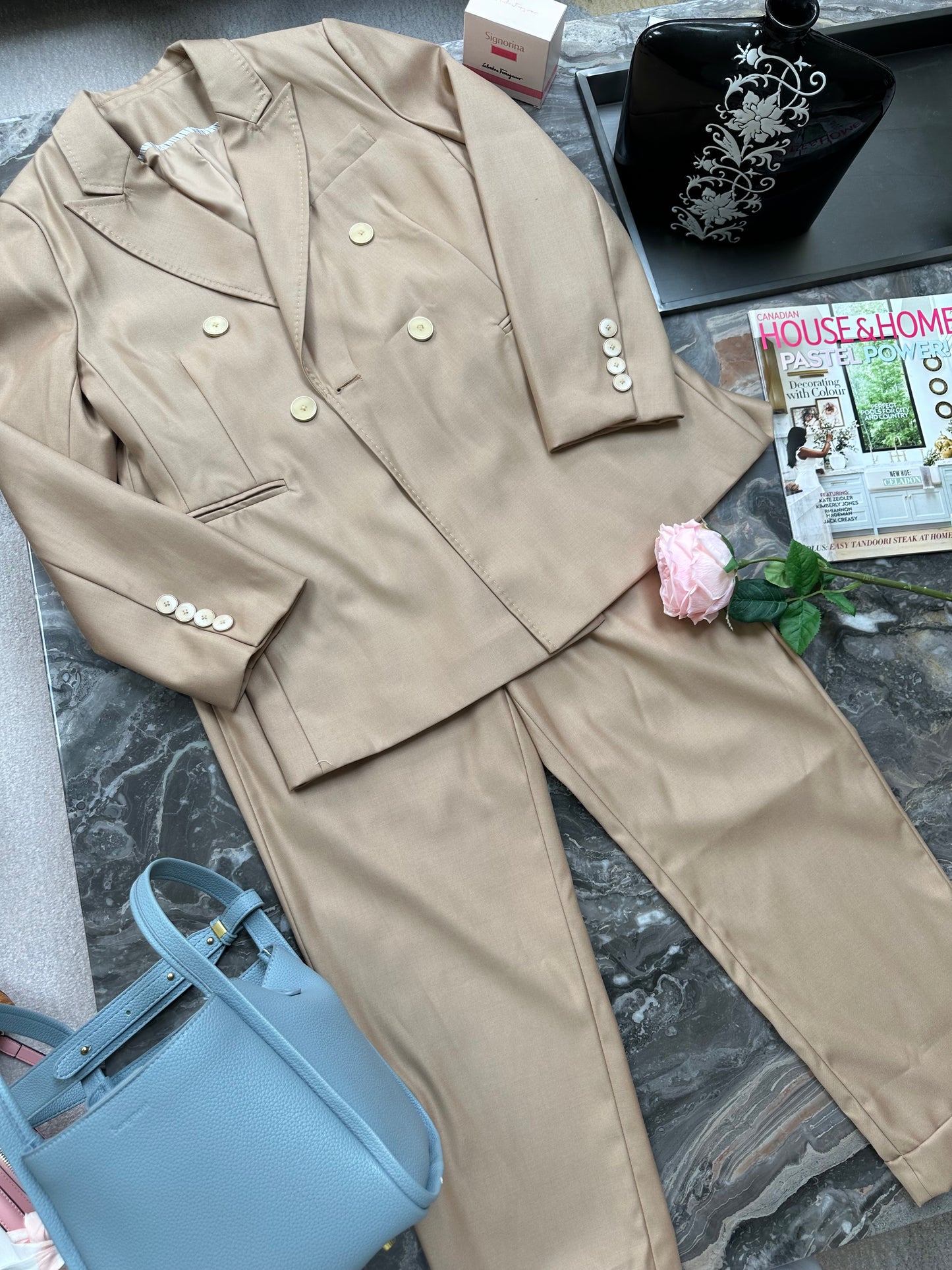 Suit
