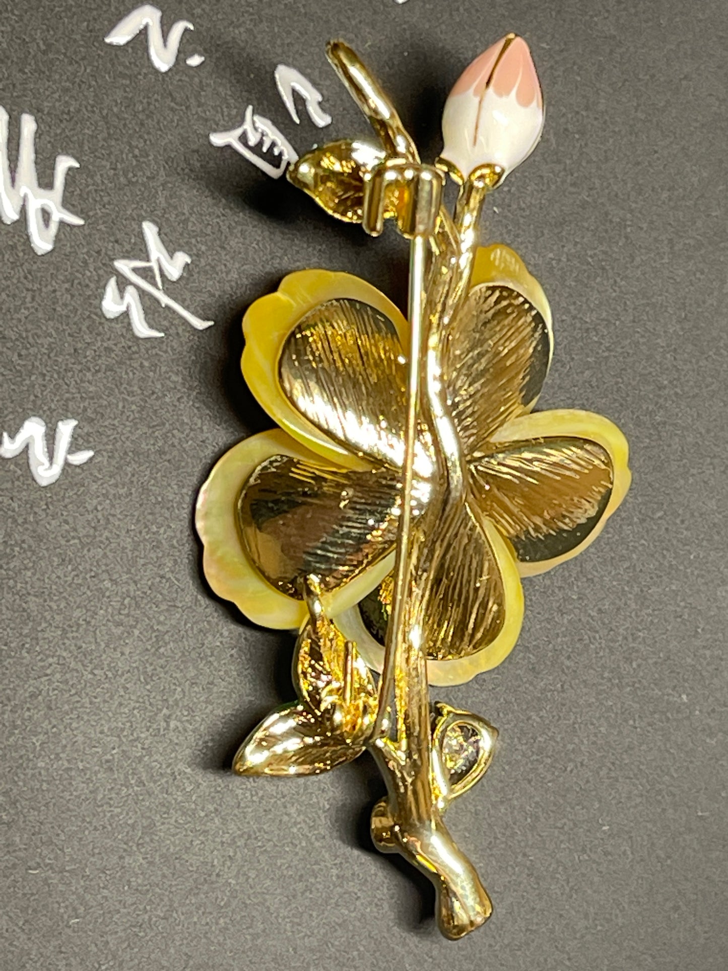 Brooch Dragonfly Nacre and Enamel