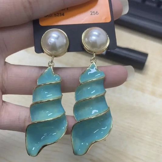 Earring Pearl Conch